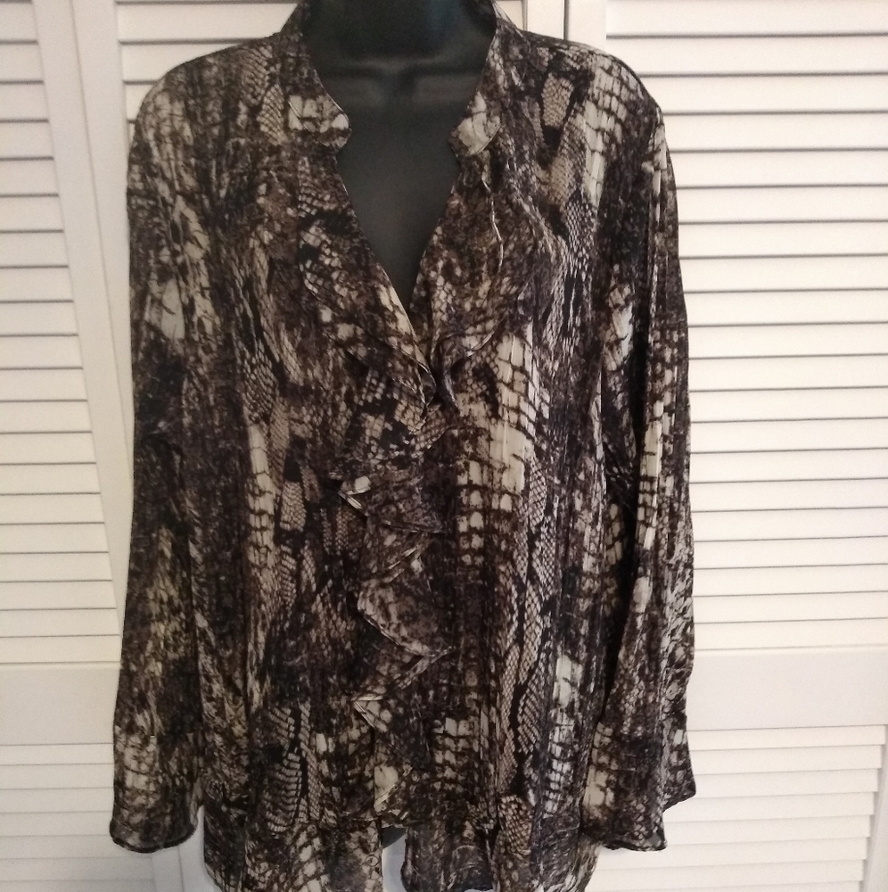 NWT blouse button down 18w